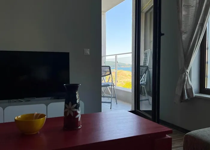 Stamopolulux директен изглед към морето